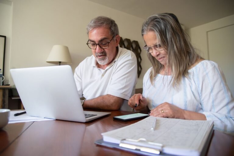 How are annuity withdrawals taxed in New York?